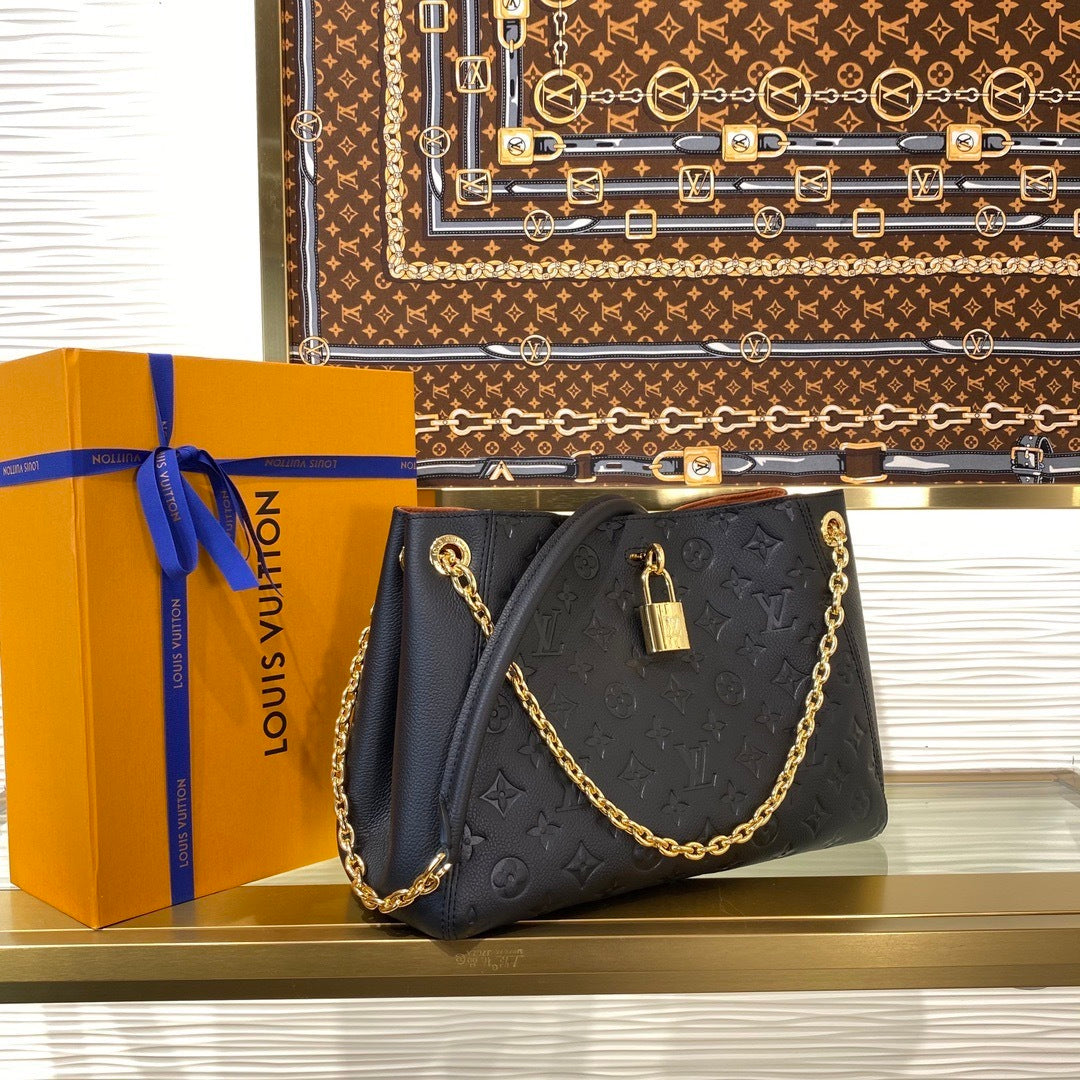 Bell Ave Monogram Chain Shoulder Bag – Noir Edition