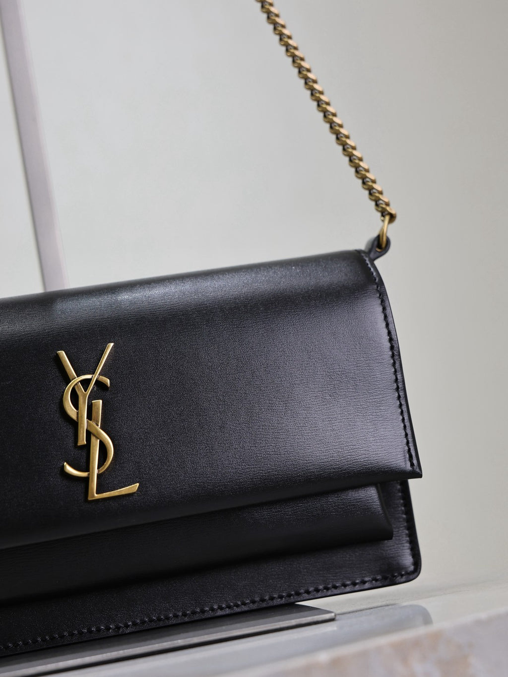 Slim Leather Chain Shoulder Bag – Black